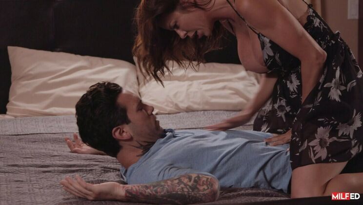 Brunette MILF Alexis Fawx in Sex Scene