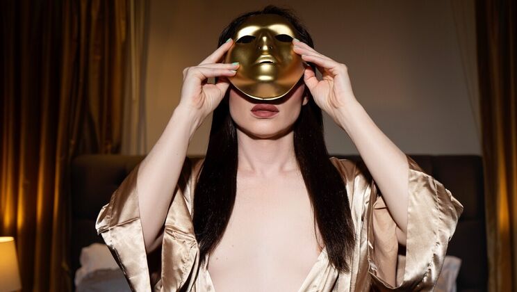 Cumshot on Natalie Mars's Face