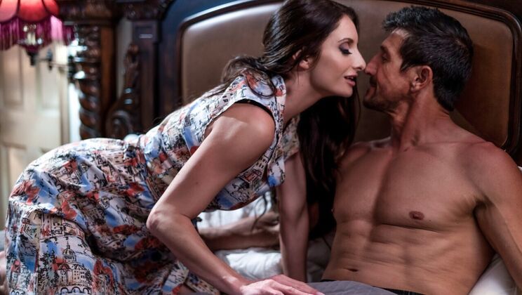 Silvia Saige's Multiple Sex Scenes, Multiple Partners