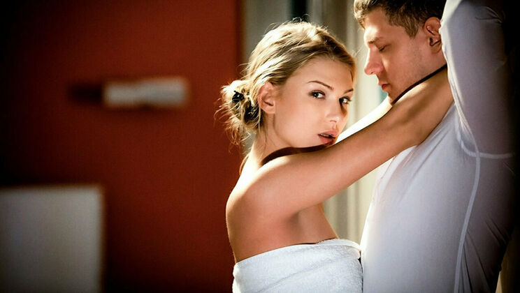 Lucy Heart's Wet Blowjob Session (2017)