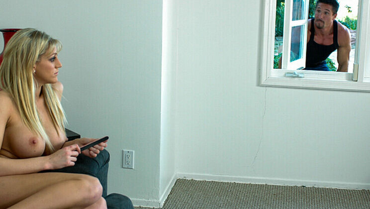 Tommy Gunn Watches as Eve Laurence Gives Neighbor a Blowjob