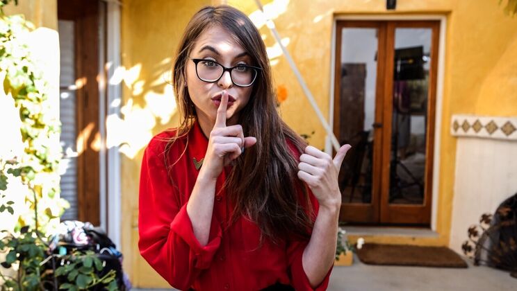 Riley's Undercover BJ