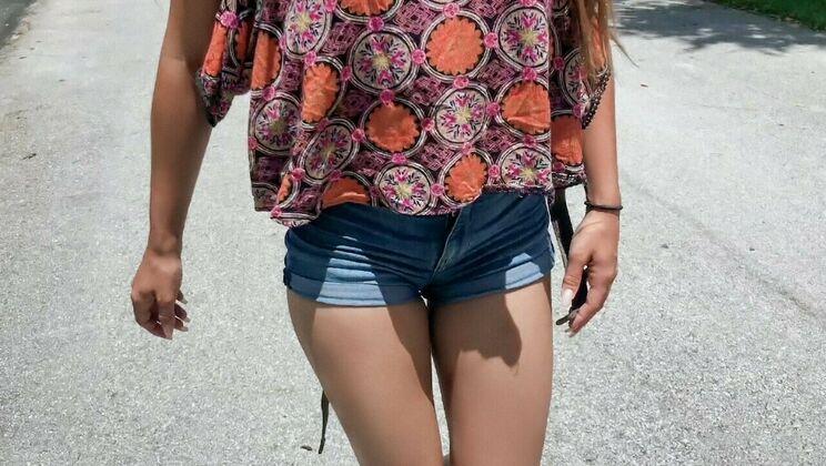 Latina Girlfriend's Afterschool Fun