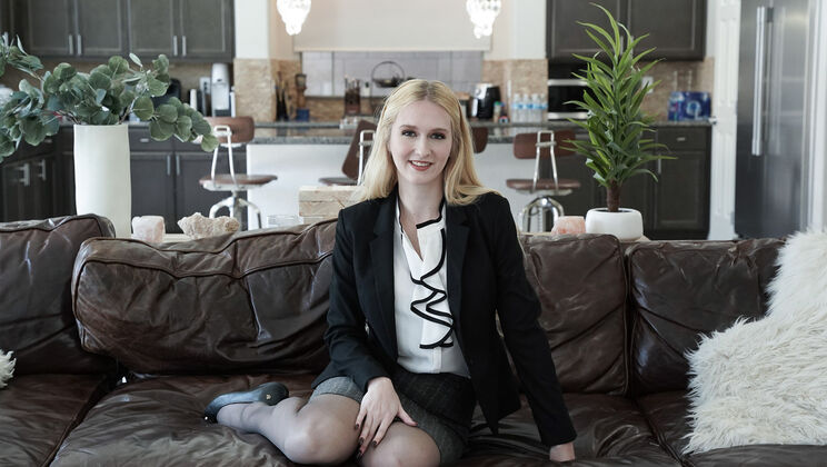 Audrey and Oliver's Blindfold Challenge