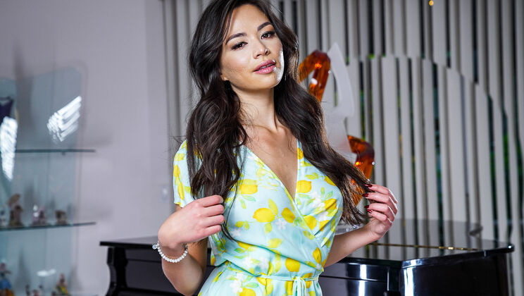 Jackie Hoff's Sensual Piano