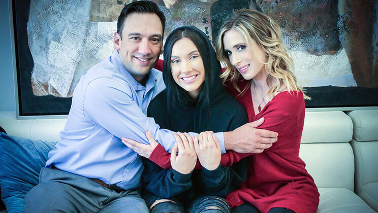 Pantyless and Ready for Threesome