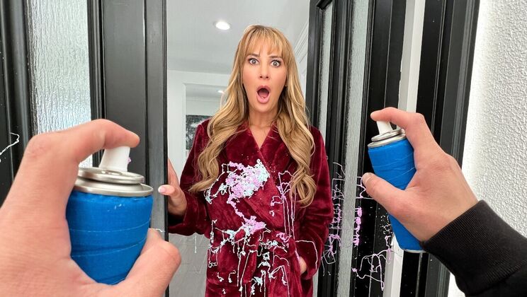 Latina MILF Gets Ditched