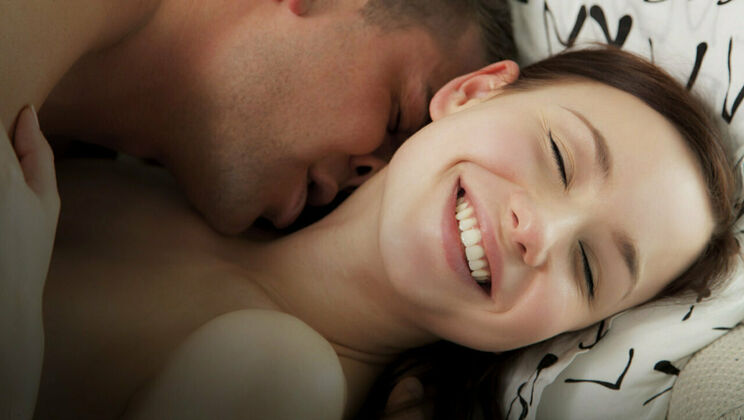 Taylor Sands in Bra Teases Before Hardcore Fuck