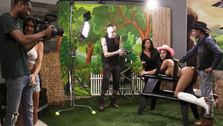 Big Tits and Big Cock in Amateur Fucking