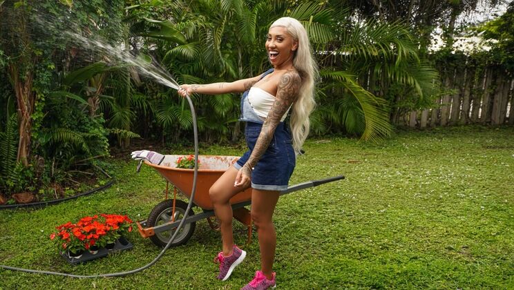 Pierced Blonde Gets Facial Cumshot