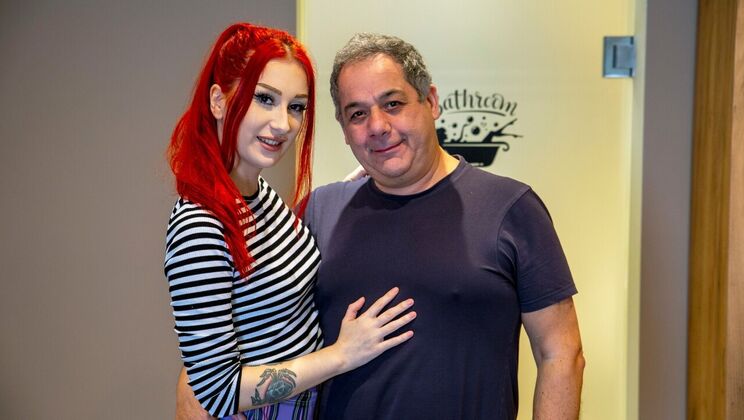 Shower Of Passion With Gigi