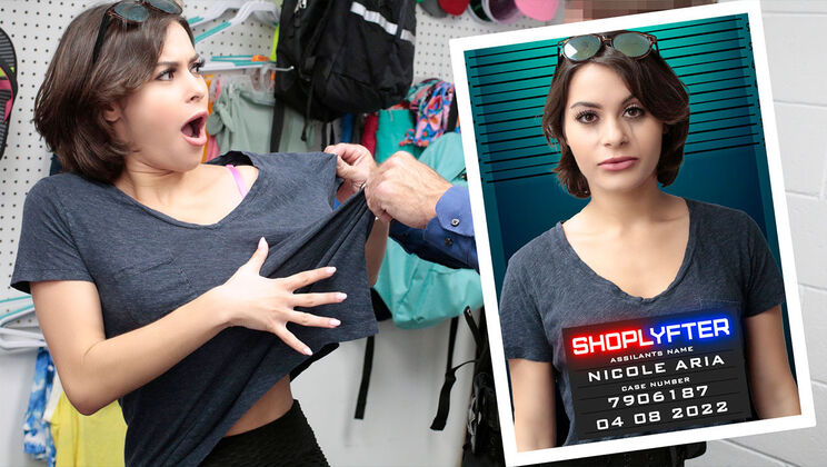 Beverly Hills Thief Nicole Aria's First Blowjob