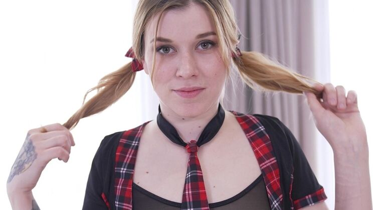 Anal Debut: Anita Toro & The Gang