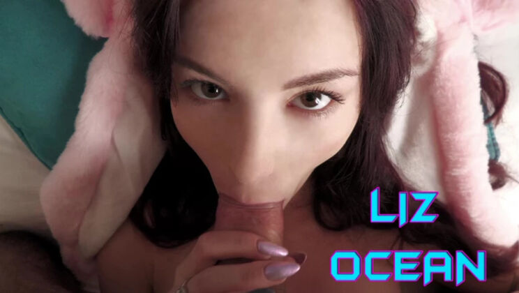 Wunf 374: Liz Ocean's Ass Licking and Pissing