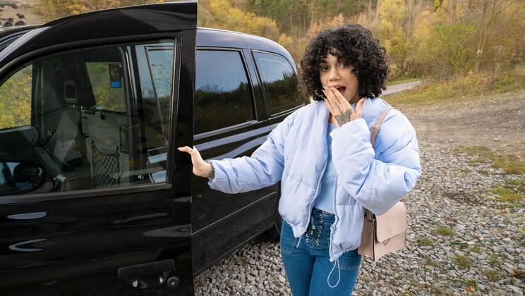 Deepthroat and Gagging for 20 Euros