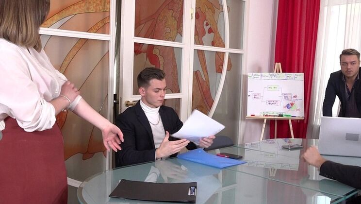 Teen Secretary Mia Piper's Blowjob & Deepthroat Session