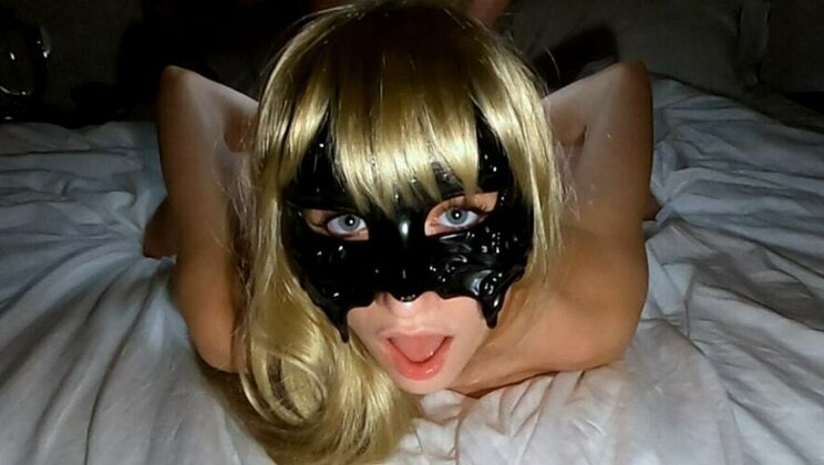 Beautiful Blonde Teen with Small Tits in Raw Sex