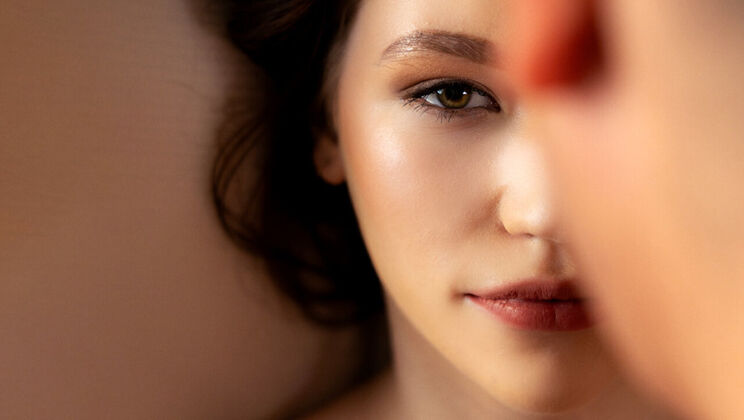 Maya Sinn and Nick Ross - Hot Passion