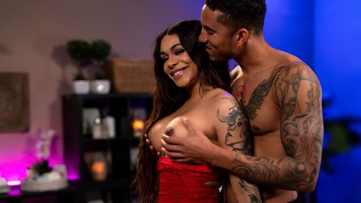 Shemale Massage Turns Into Intense Interracial Fuck