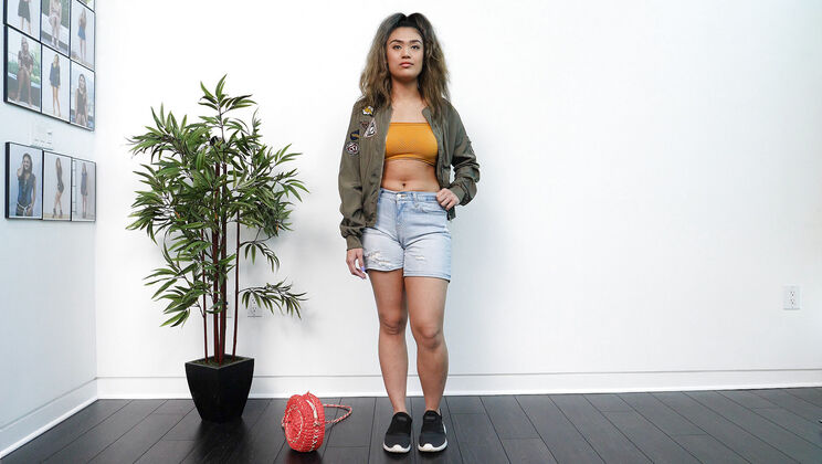 Ava's Naughty Audition - Blowjob and Cum