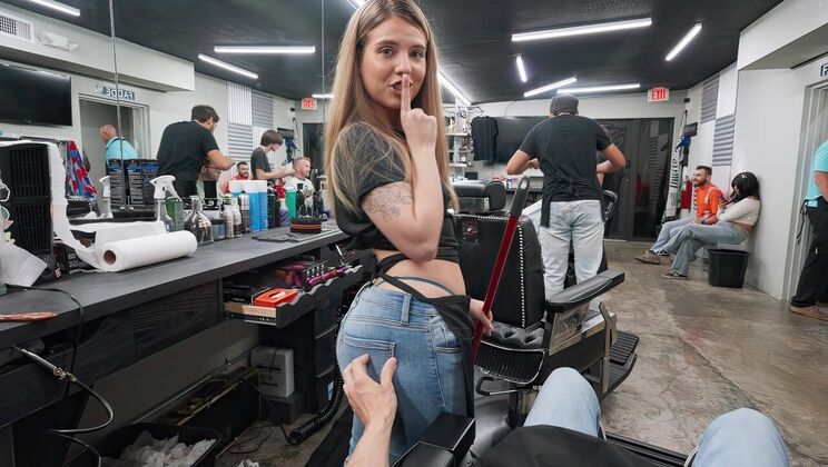 Blowjob at the Barbers
