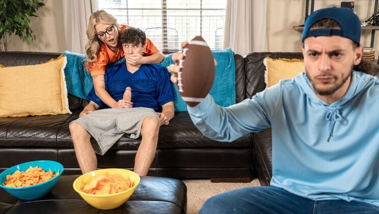 Amateur College Girl Jill Taylor Wants Anal But BF Says No - POV