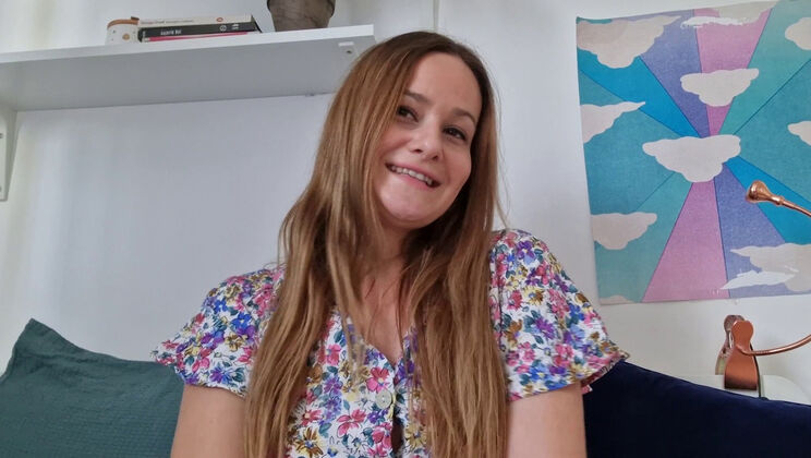 Spin the Bottle with German College Girls