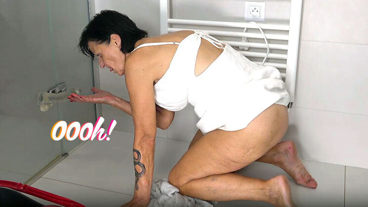 Shaved and Ready Afterparty Masturbation