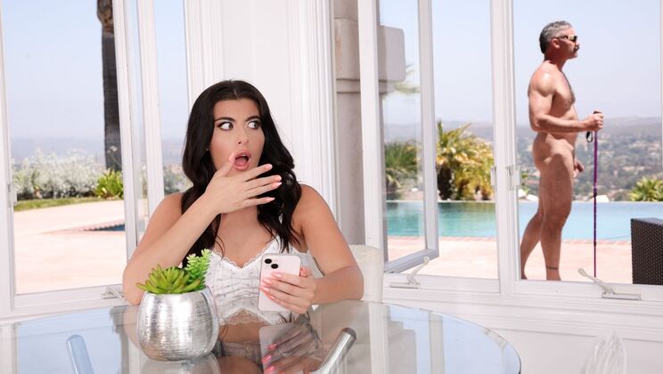 Beautiful Ass Gal Ritchie in Nudist Action