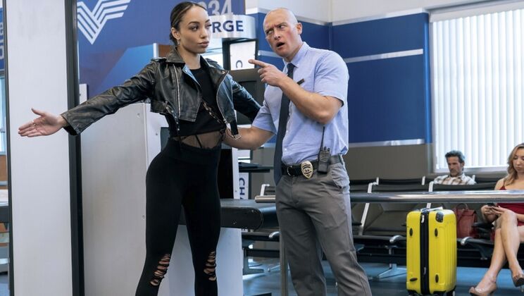 Interracial Couple Sex with Zac Wild and Alexis Tae