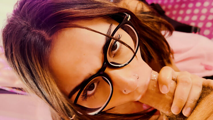 Ryan Madison fills teen Kaia Martin with creampie
