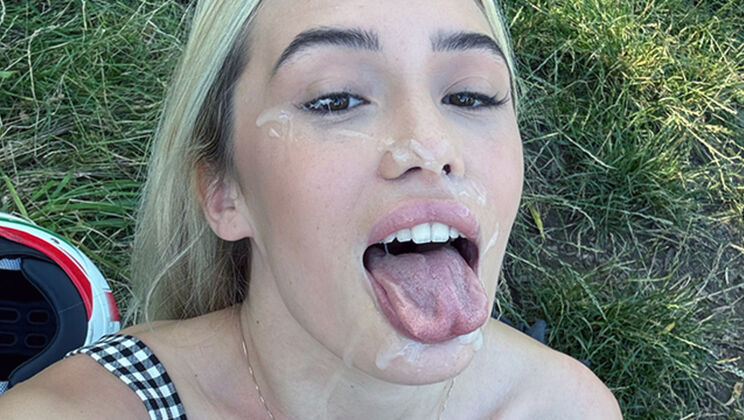 Stanley Johnson Fucks Rika Fane Outdoors and Cums on Face