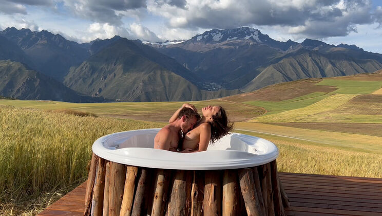 Nate & Rain Hot Tub Fuck Machine: Doggystyle, Handjob, Cum