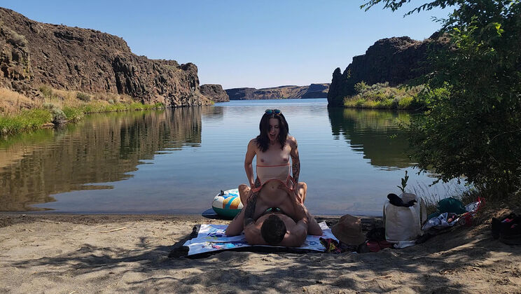 Beach Vacation Sex with Rey & Storm – Mermaid In The USA