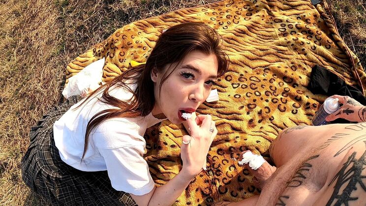 Banana Cream Picnic: Lera’s Facefucking & Moaning